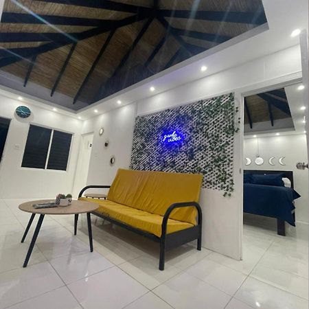 Queens Palace -Montego Bay Airport Suite Dış mekan fotoğraf